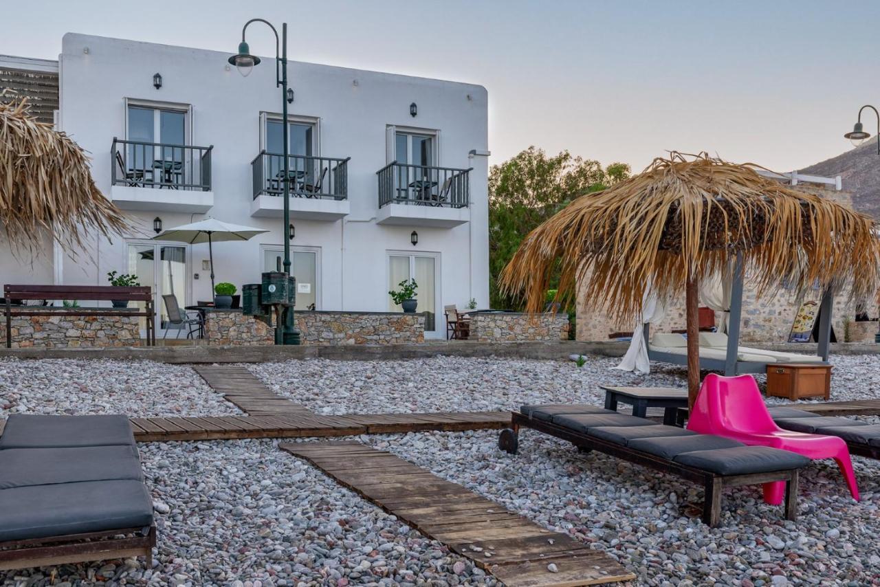 Uno Beachfront Suite Livadia  Luaran gambar